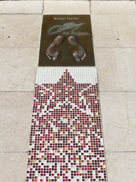 不仅在于引 不仅在于引