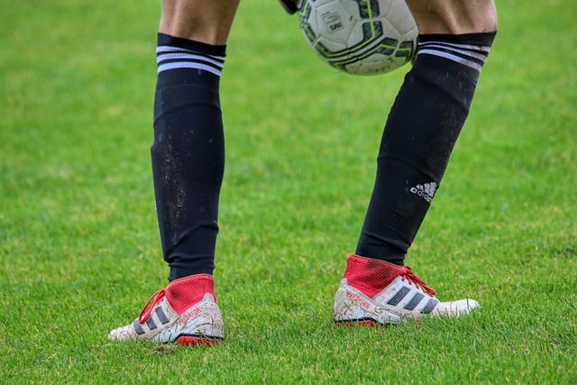 负都有可能 负都有可能